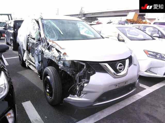 NISSAN X-TRAIL  2015