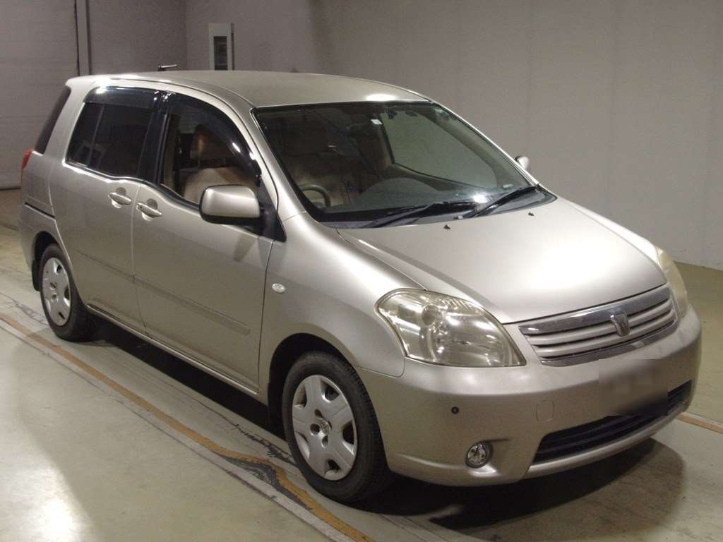 TOYOTA RAUM  2006