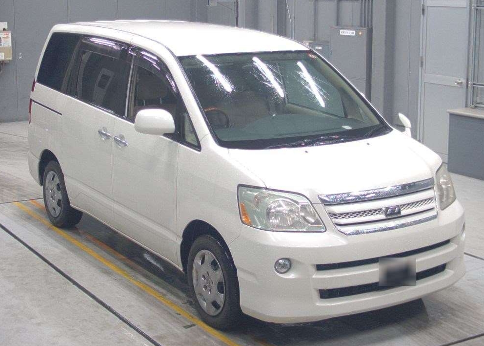 TOYOTA NOAH  2006