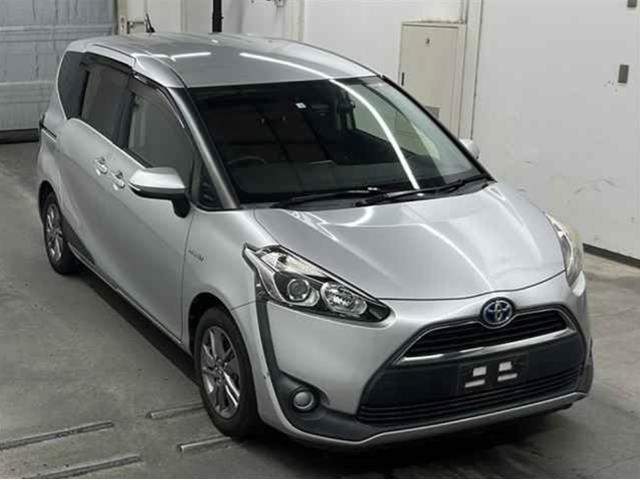 TOYOTA SIENTA  2016