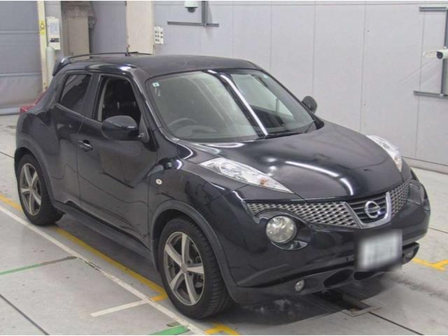 NISSAN JUKE  2011