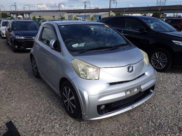 TOYOTA IQ  2011