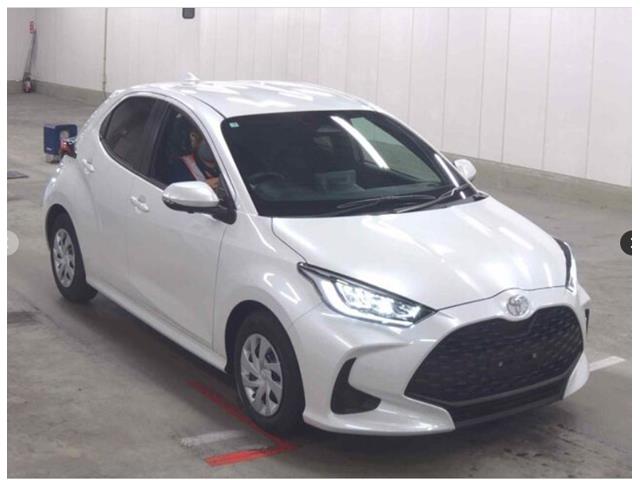 TOYOTA YARIS  2025