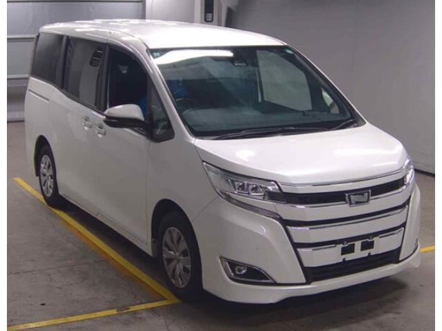 TOYOTA NOAH  2020