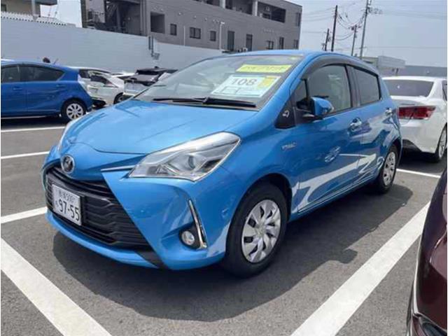 TOYOTA VITZ  2017